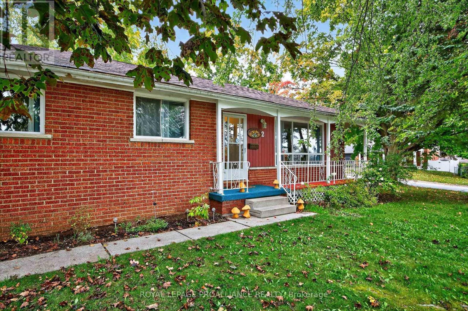 2 Seneca Road, Peterborough, Ontario  K9H 6T9 - Photo 50 - X12431992