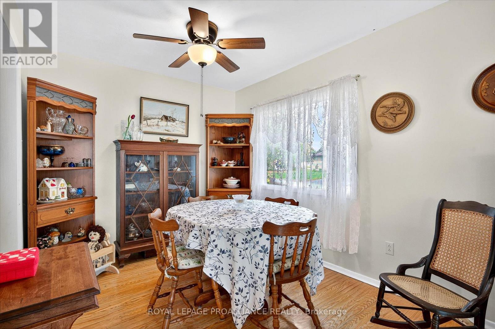 2 Seneca Road, Peterborough, Ontario  K9H 6T9 - Photo 6 - X12431992