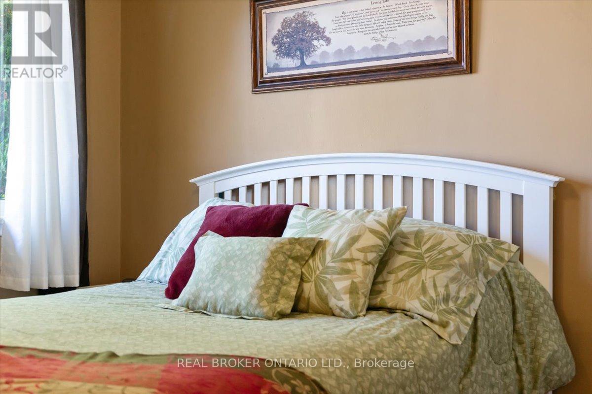 931 Bayview Avenue, Whitby, Ontario  L1N 1E2 - Photo 22 - E12412959