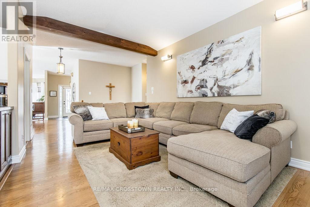 1 Bloxham Place, Barrie, Ontario  L4N 9K3 - Photo 14 - S12431855