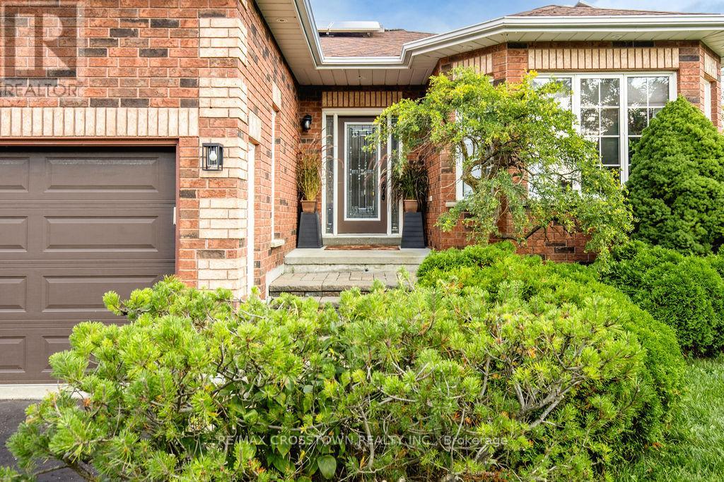 1 Bloxham Place, Barrie, Ontario  L4N 9K3 - Photo 5 - S12431855