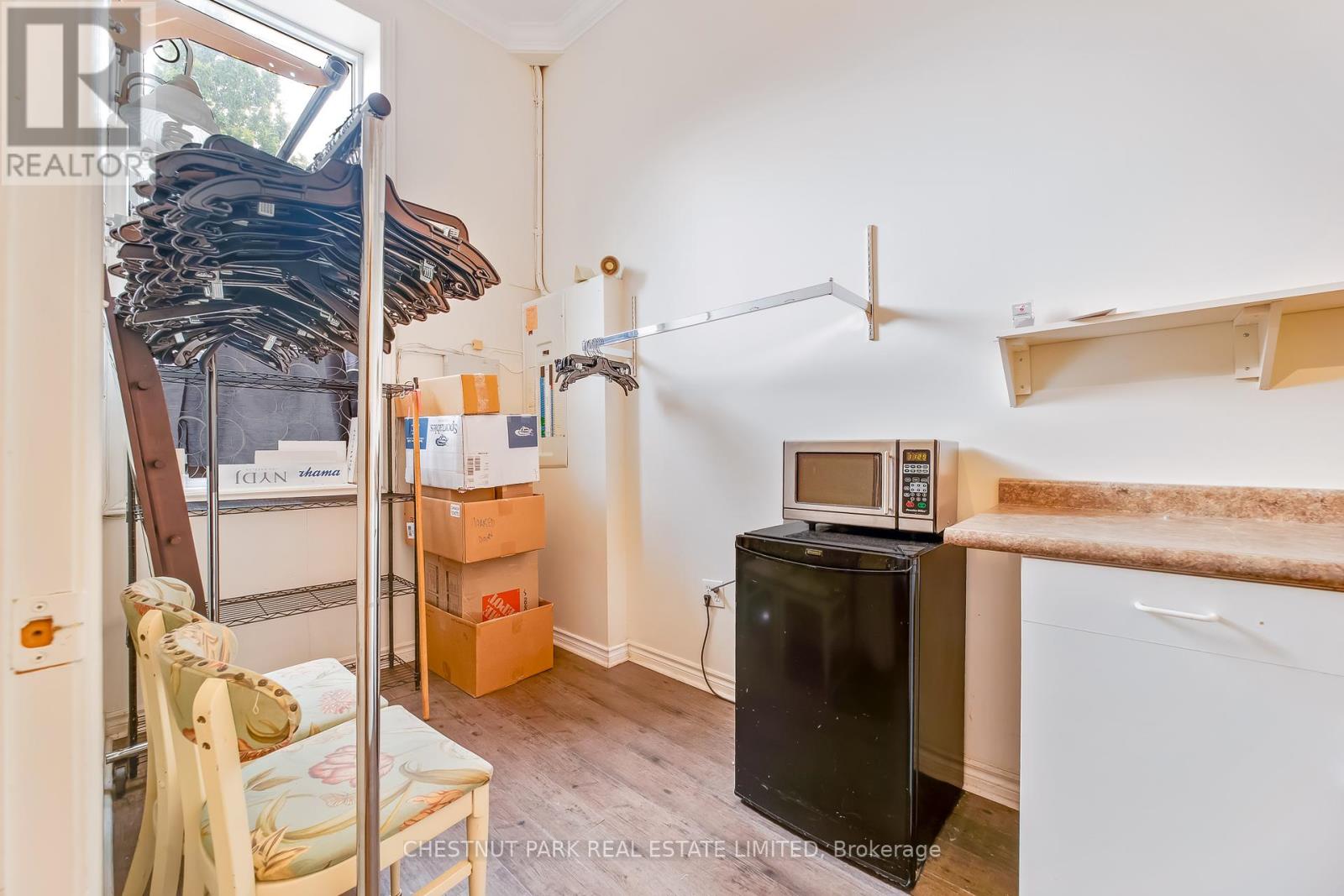 2-19 King Street W, Cobourg, Ontario  K9A 2M1 - Photo 17 - X12431911