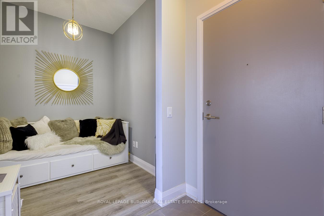 627 - 16 Concord Place, Grimsby, Ontario  L3M 0J1 - Photo 5 - X12431933