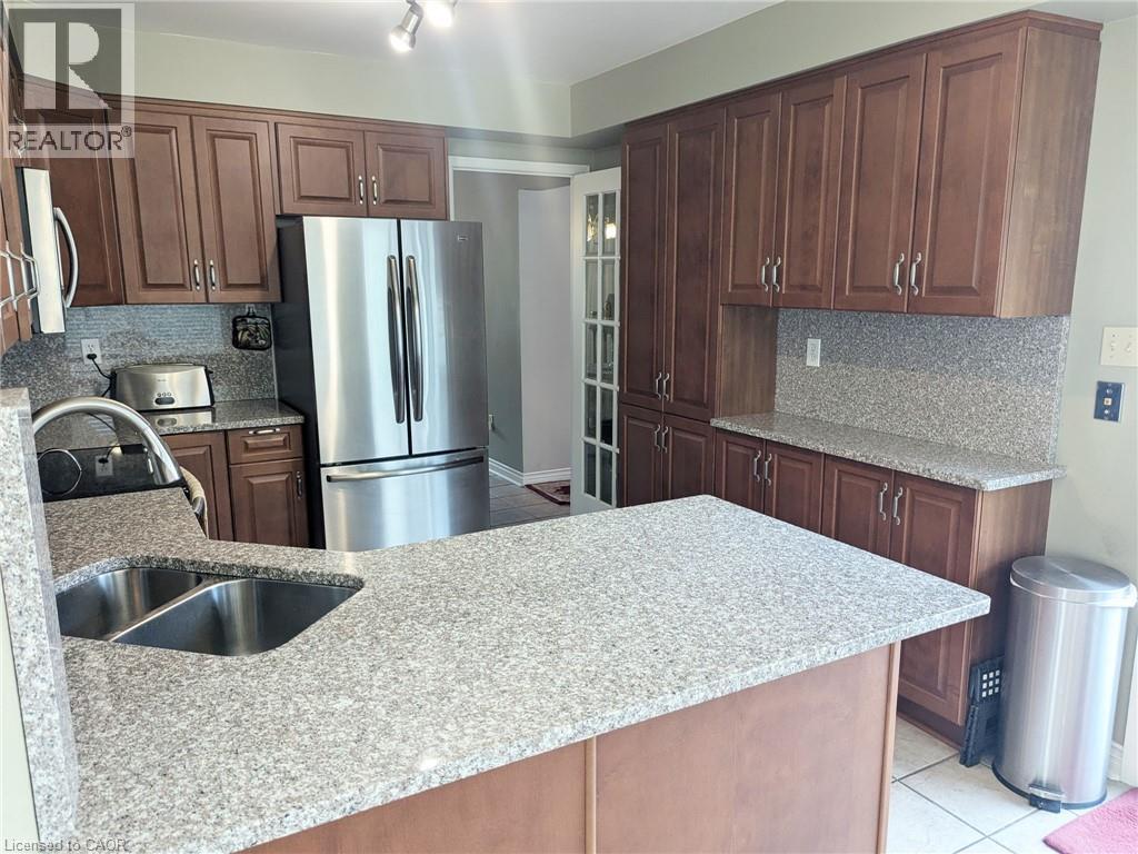 537 Westman Avenue, Peterborough, Ontario  K9K 2E6 - Photo 12 - 40774270