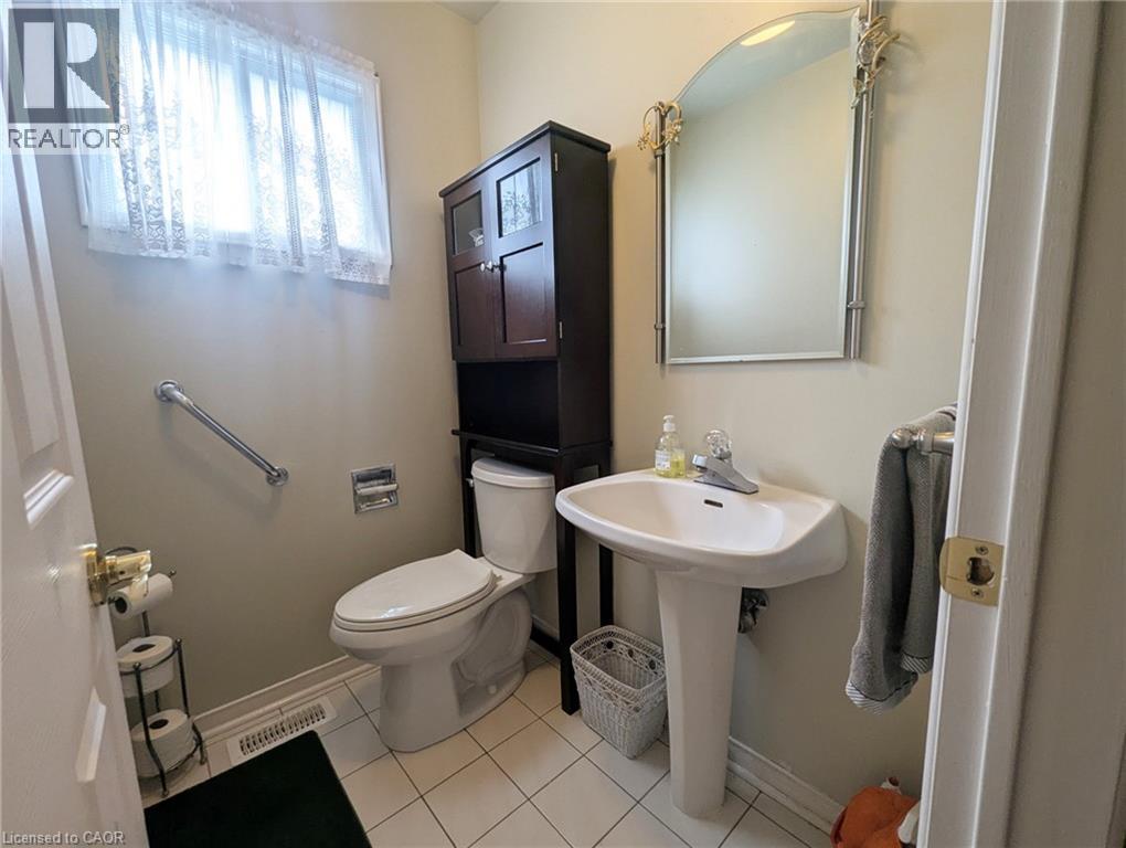 537 Westman Avenue, Peterborough, Ontario  K9K 2E6 - Photo 16 - 40774270