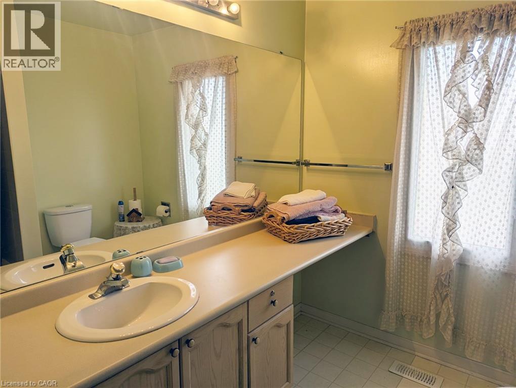 537 Westman Avenue, Peterborough, Ontario  K9K 2E6 - Photo 29 - 40774270