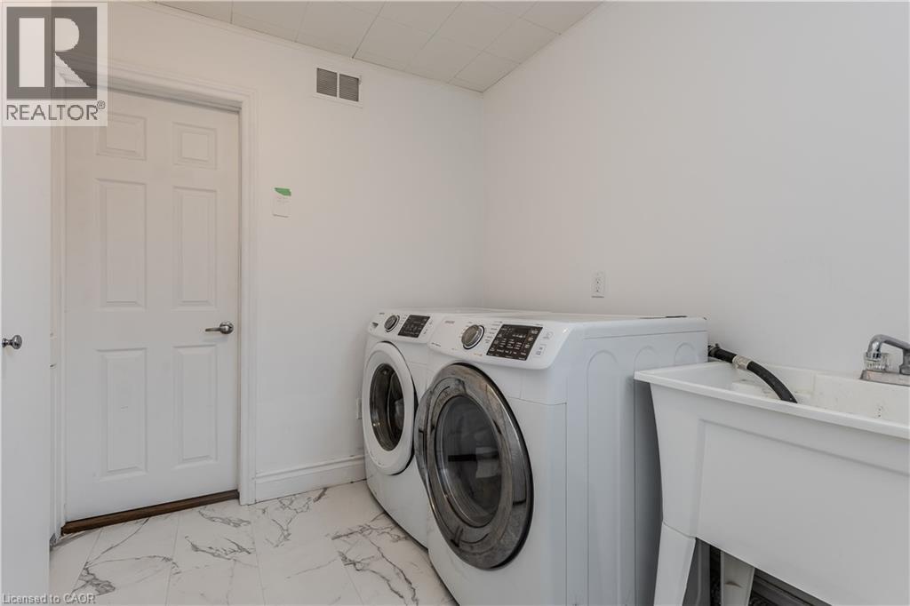 112 Hillcrest Avenue, Dundas, Ontario  L9H 4X3 - Photo 41 - 40773999