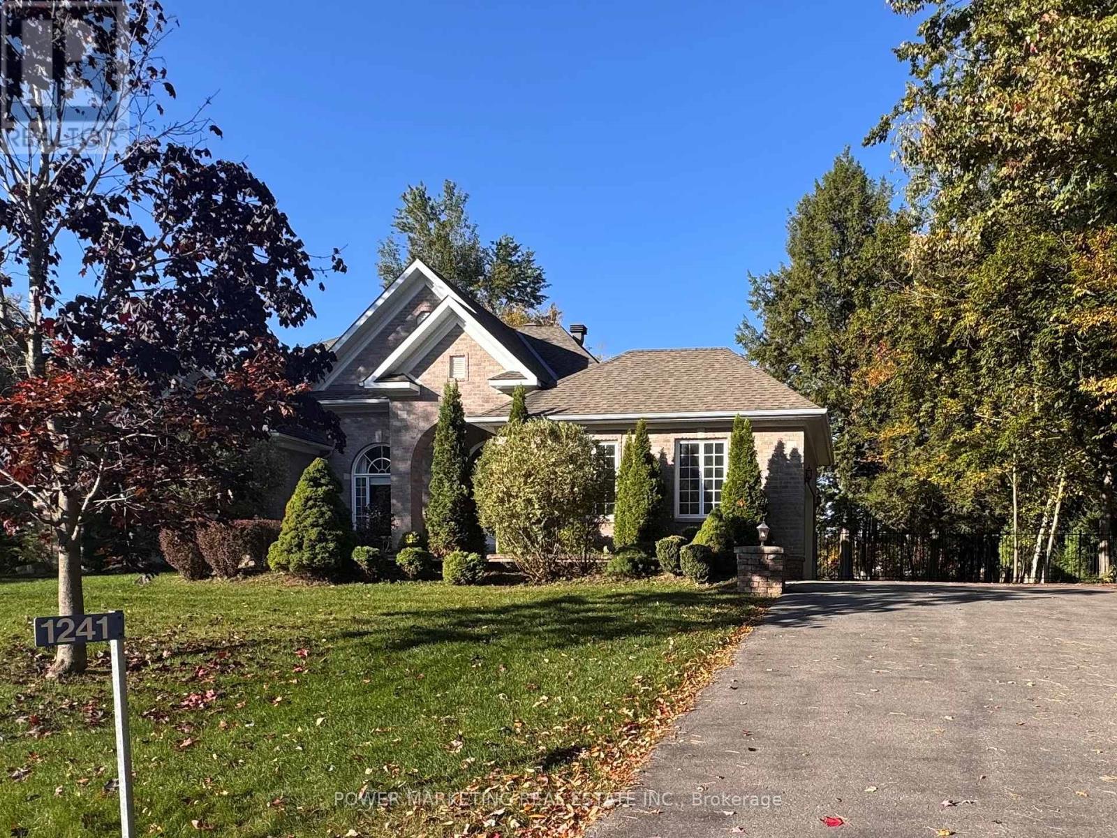 1241 VILLEROY CRESCENT, Ottawa, Ontario