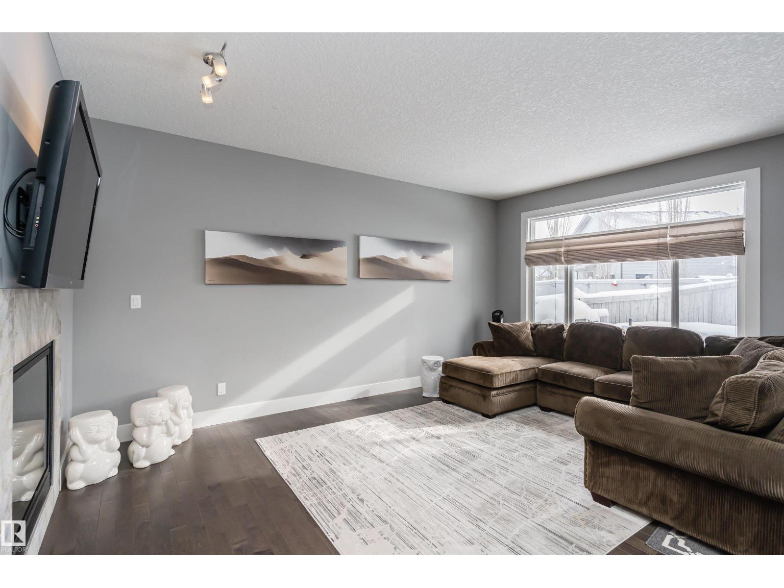 837 Hodgins Rd Nw, Edmonton, Alberta  T6M 0K8 - Photo 8 - E4459932