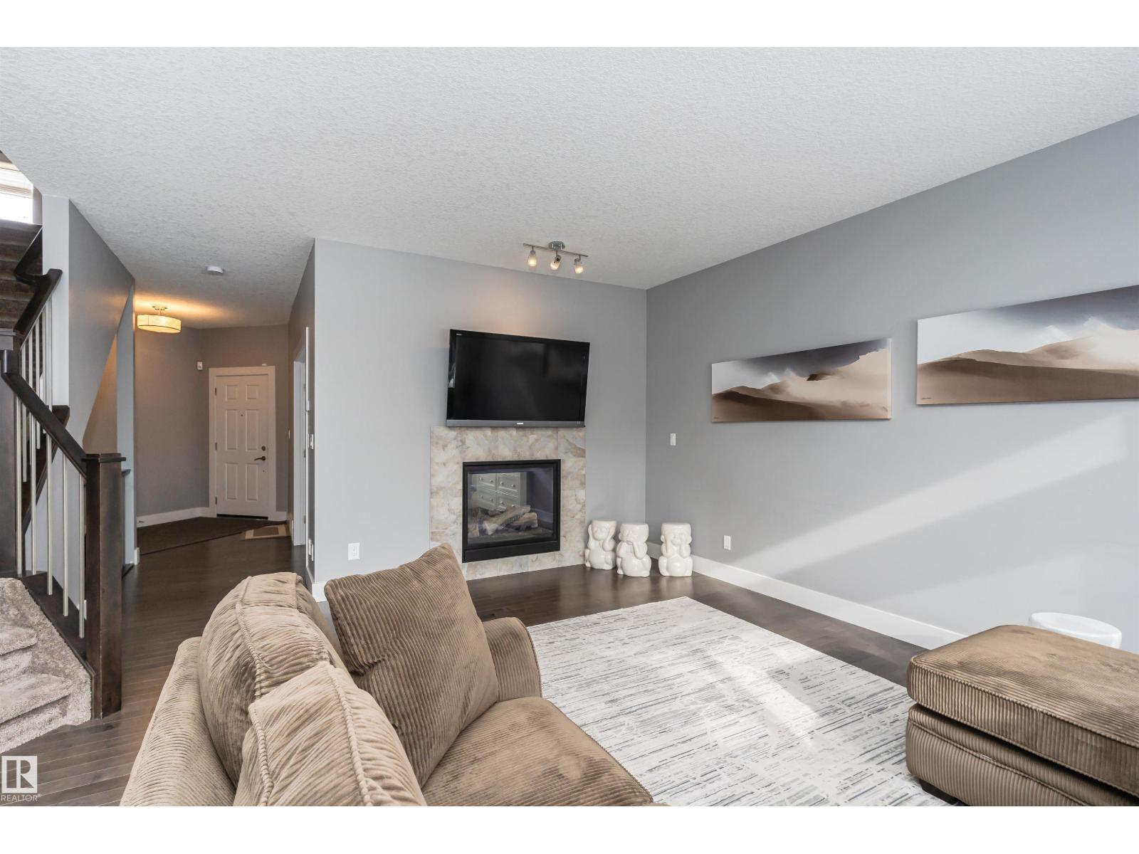 837 Hodgins Rd Nw, Edmonton, Alberta  T6M 0K8 - Photo 11 - E4459932