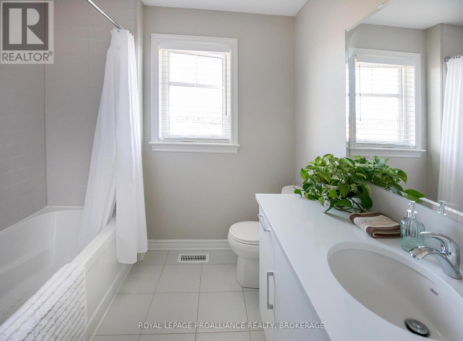 1390 Demers Avenue, Kingston, Ontario  K7M 0H8 - Photo 18 - X12432191