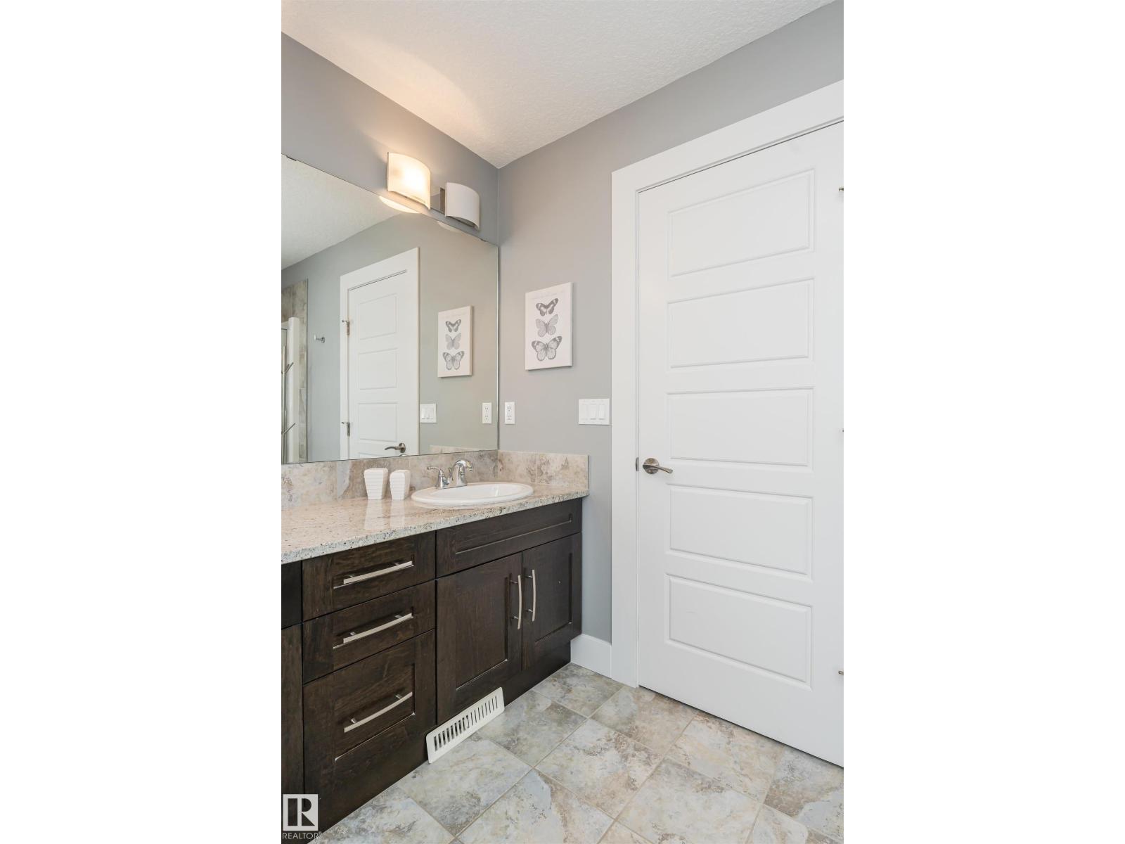 837 Hodgins Rd Nw, Edmonton, Alberta  T6M 0K8 - Photo 42 - E4459932