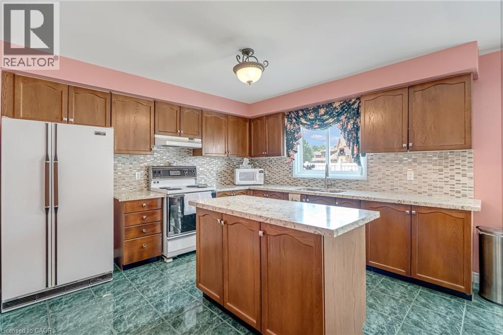 51 Corkett Drive, Brampton, Ontario  L6X 3G1 - Photo 18 - 40774255