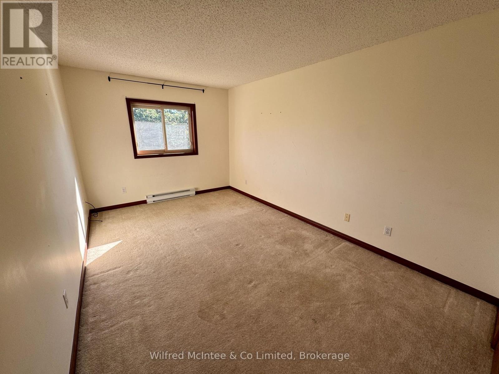 305 - 225 Hinks Street, Brockton, Ontario  N0G 2V0 - Photo 9 - X12432098