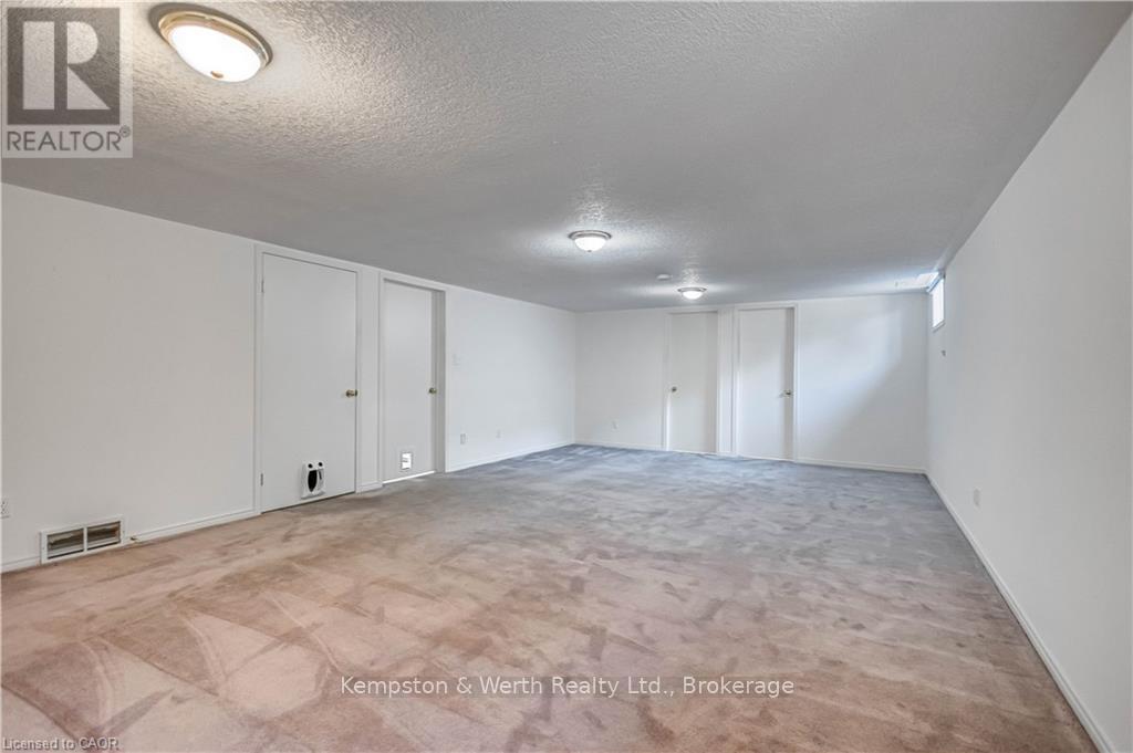 790 Lavery Street, North Perth, Ontario  N4W 3T4 - Photo 29 - X12432121