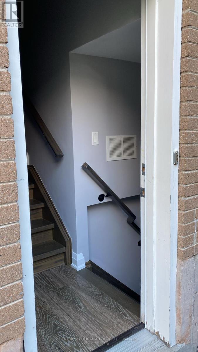 Bsmt - 39 Cartier Crescent, Richmond Hill, Ontario  L4C 2M9 - Photo 2 - N12304736