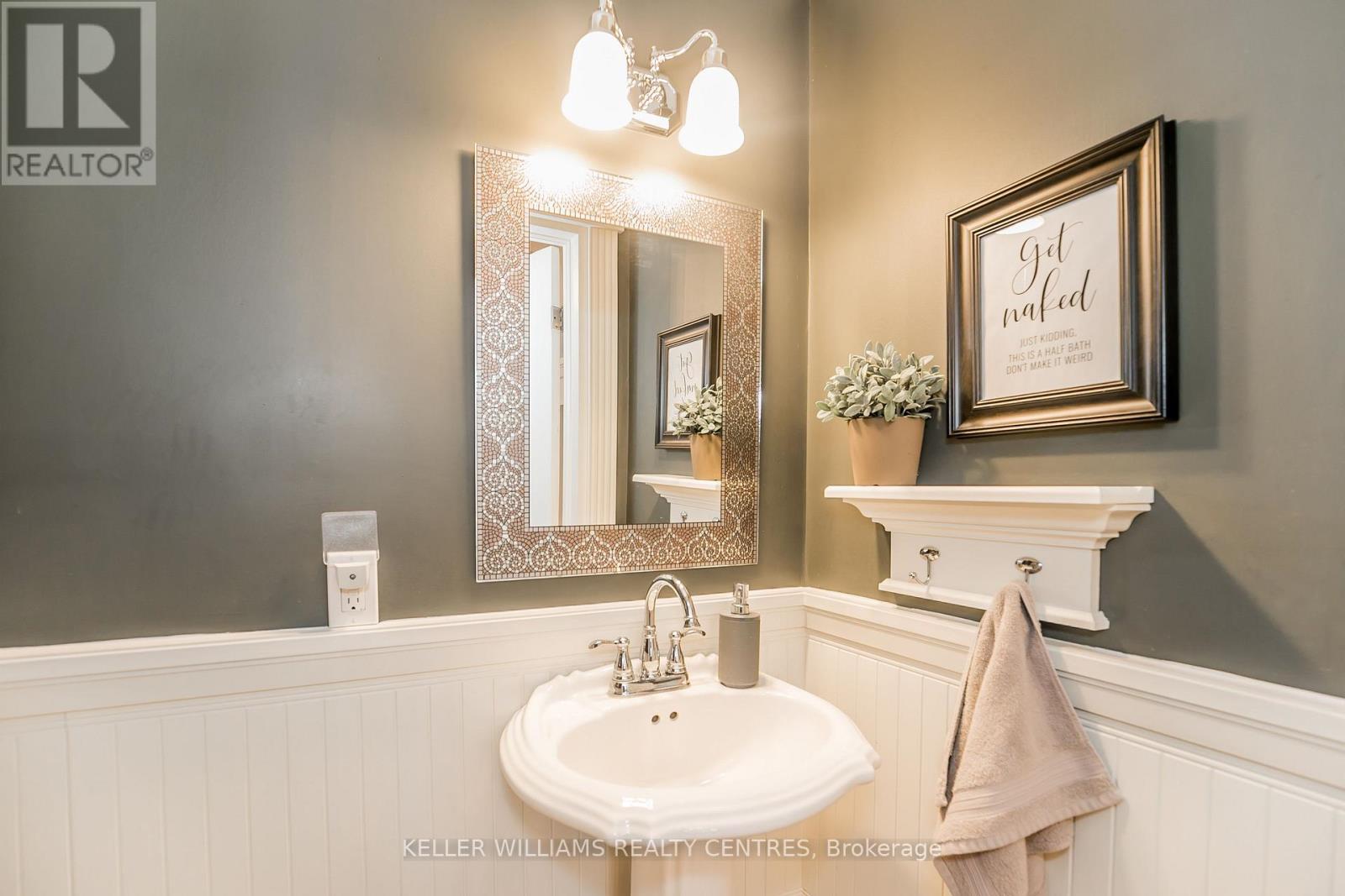329 Park Avenue, Newmarket, Ontario  L3Y 1V4 - Photo 17 - N12422206