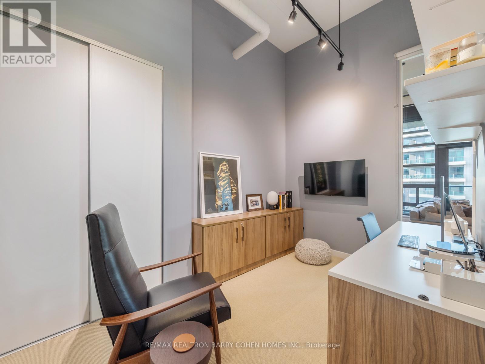 307 - 380 Macpherson Avenue, Toronto, Ontario  M4V 3E3 - Photo 13 - C12432002