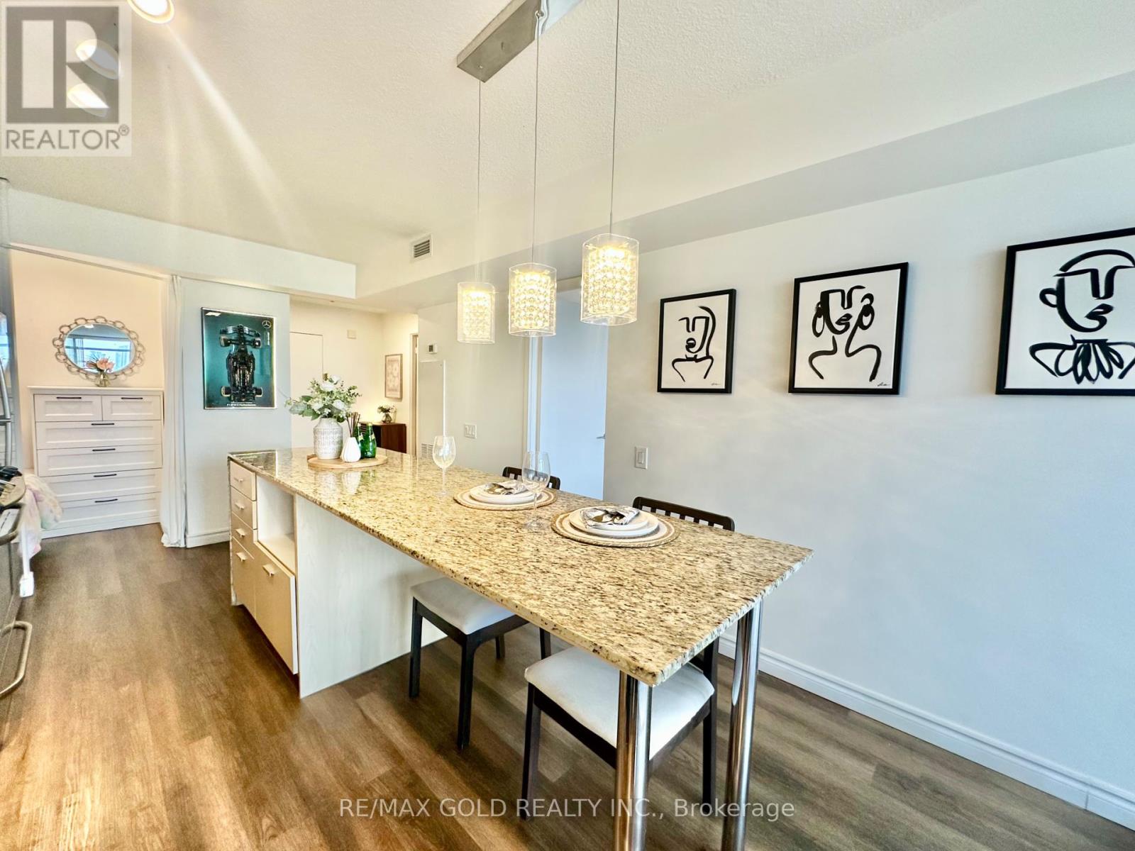 1210 - 29 Singer Court, Toronto, Ontario  M2K 0B3 - Photo 17 - C12432025