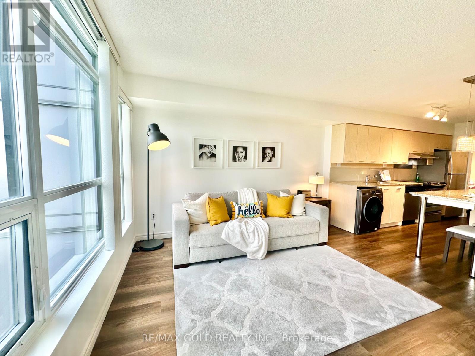 1210 - 29 Singer Court, Toronto, Ontario  M2K 0B3 - Photo 8 - C12432025