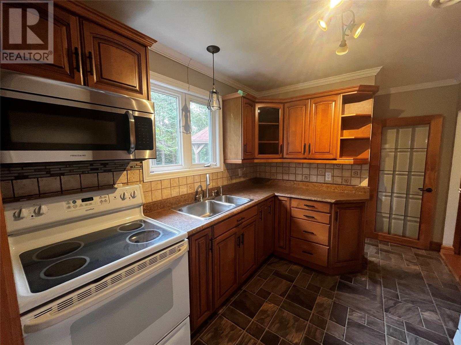 105 Main Road, Winterton, Newfoundland & Labrador  A0B 3M0 - Photo 9 - 1290961