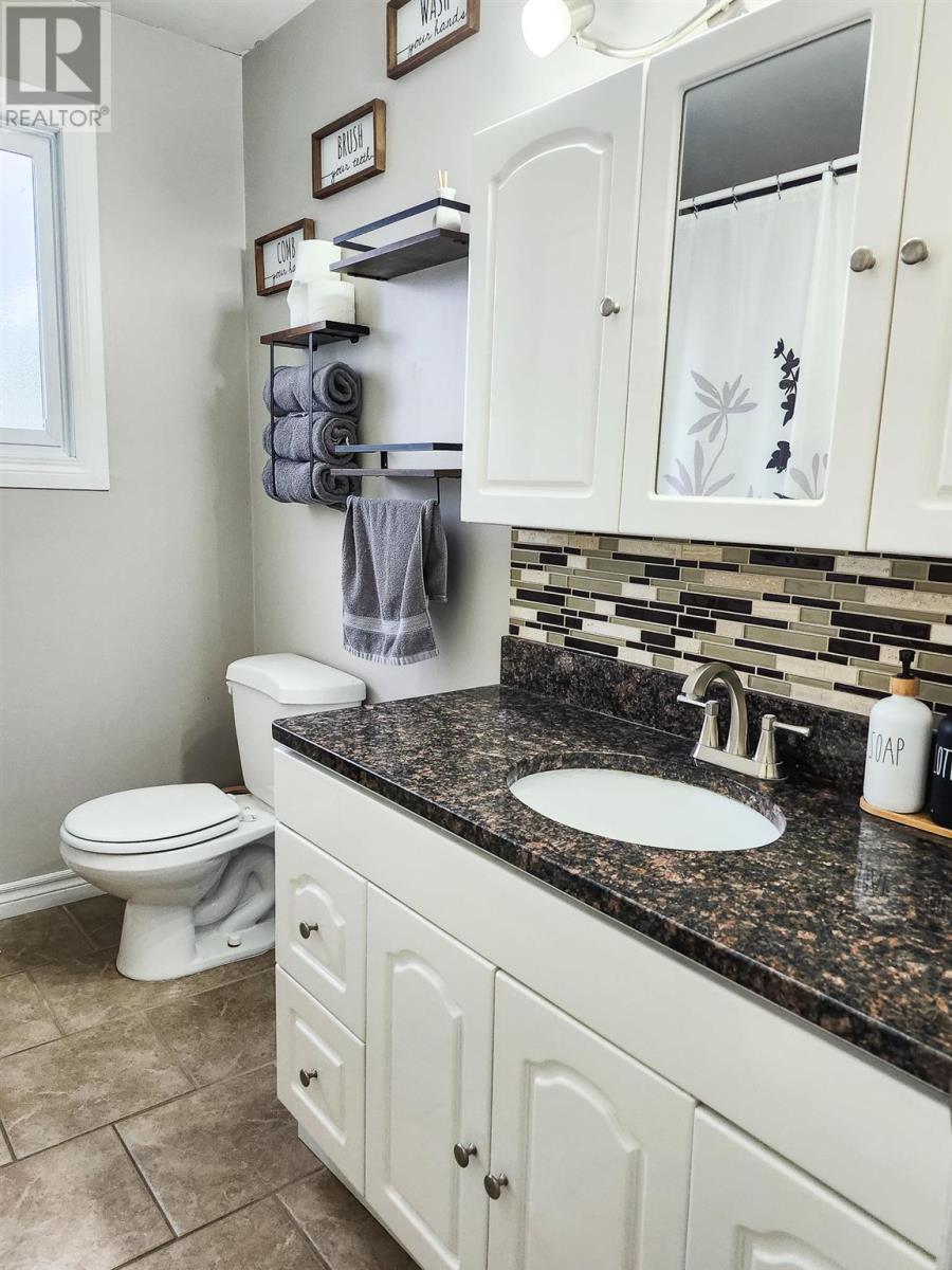 204 Centennial Dr, Longlac, Ontario  P0T 2A0 - Photo 17 - TB251786