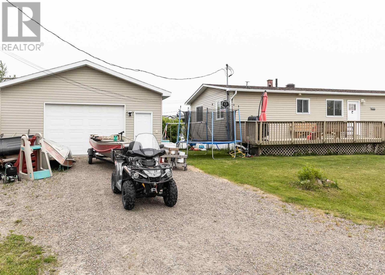 204 Centennial Dr, Longlac, Ontario  P0T 2A0 - Photo 4 - TB251786