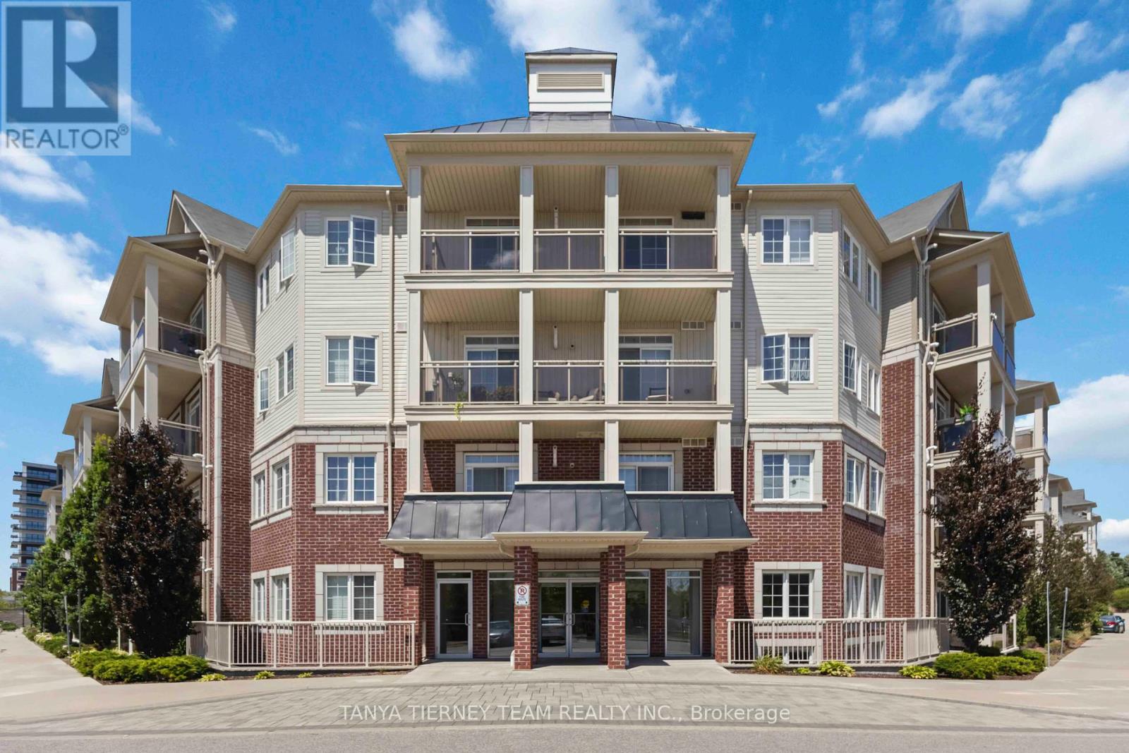 404 - 84 Aspen Springs Drive, Clarington, Ontario  L1C 0V3 - Photo 1 - E12432064