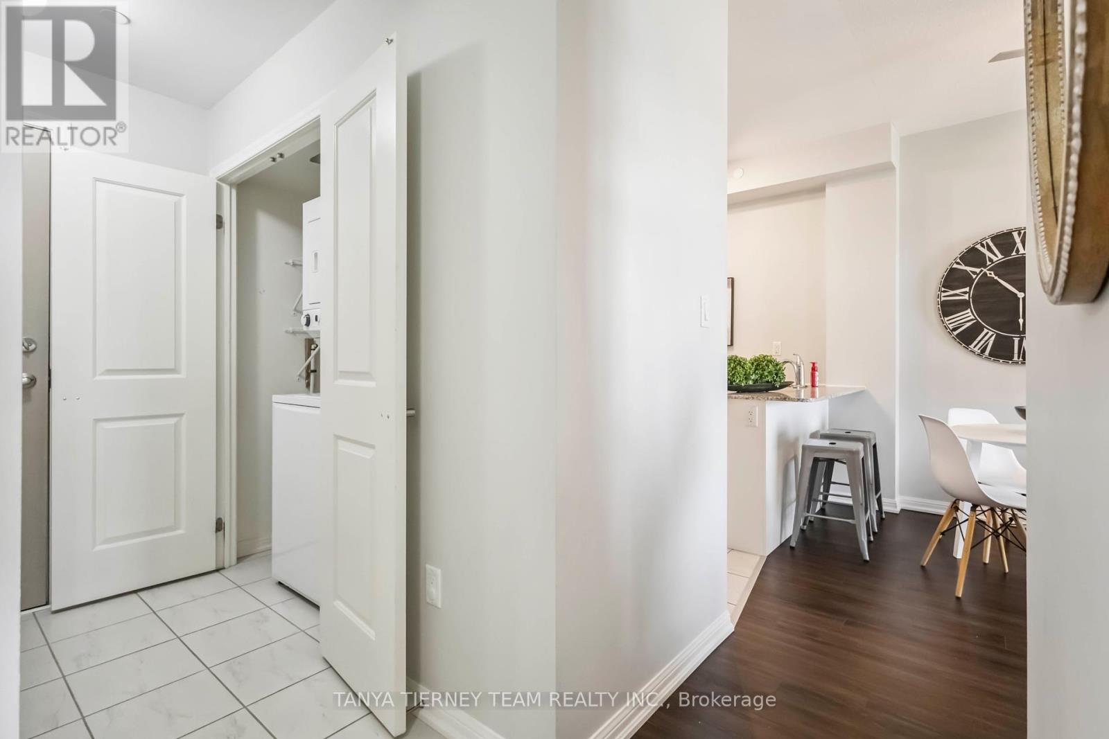 404 - 84 Aspen Springs Drive, Clarington, Ontario  L1C 0V3 - Photo 10 - E12432064