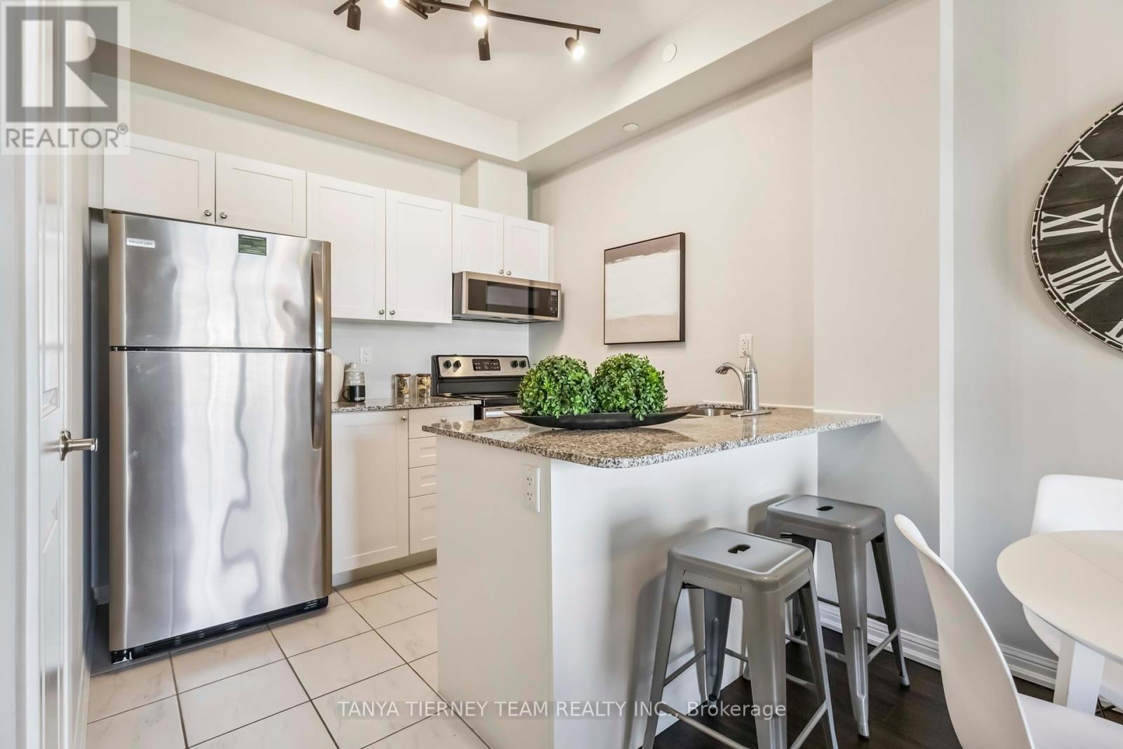 404 - 84 Aspen Springs Drive, Clarington, Ontario  L1C 0V3 - Photo 21 - E12432064
