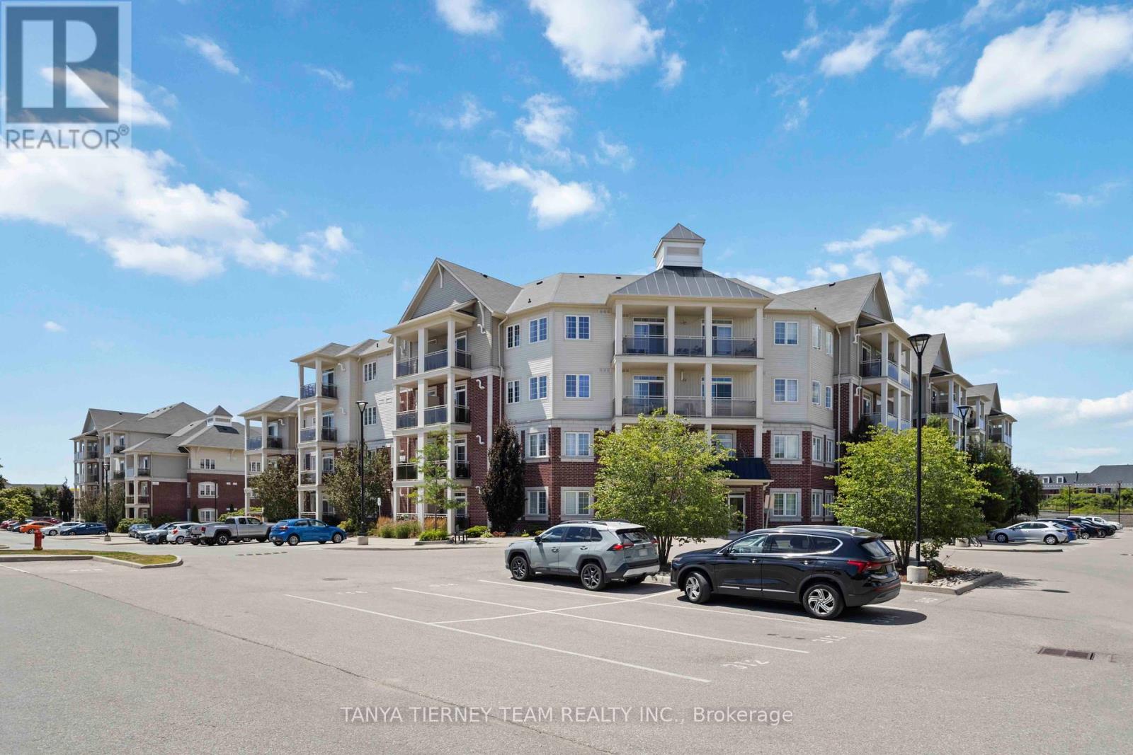 404 - 84 Aspen Springs Drive, Clarington, Ontario  L1C 0V3 - Photo 3 - E12432064