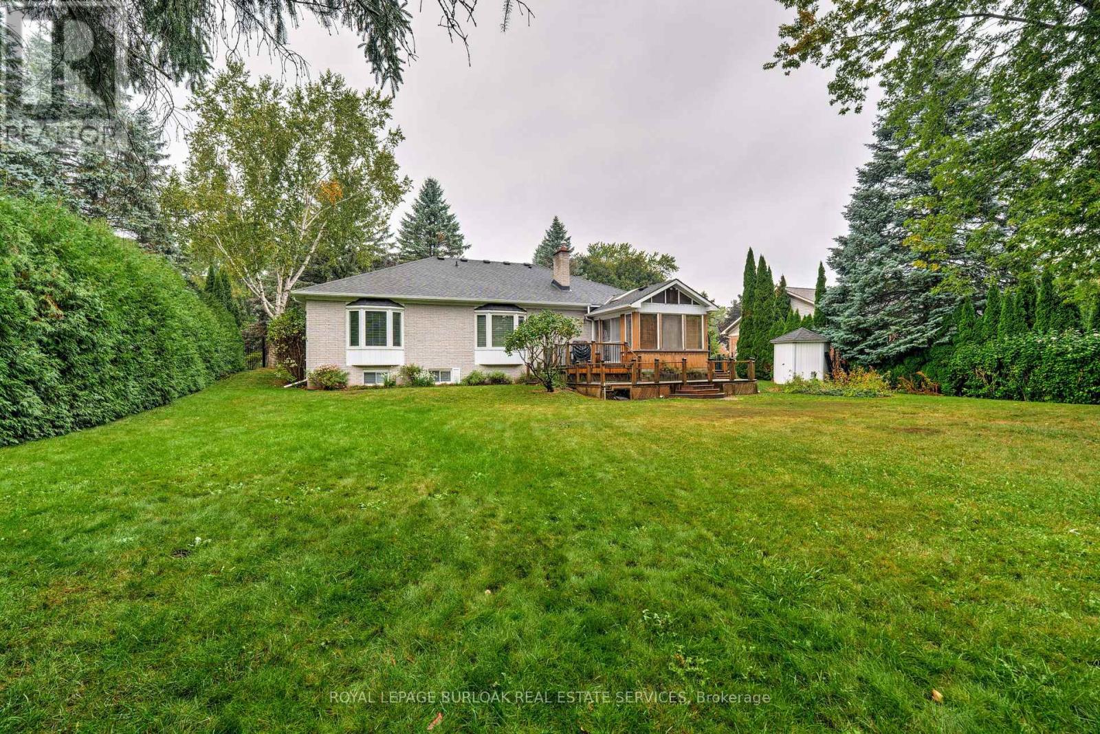 43 Acredale Drive, Hamilton, Ontario  L0R 1H2 - Photo 33 - X12420961