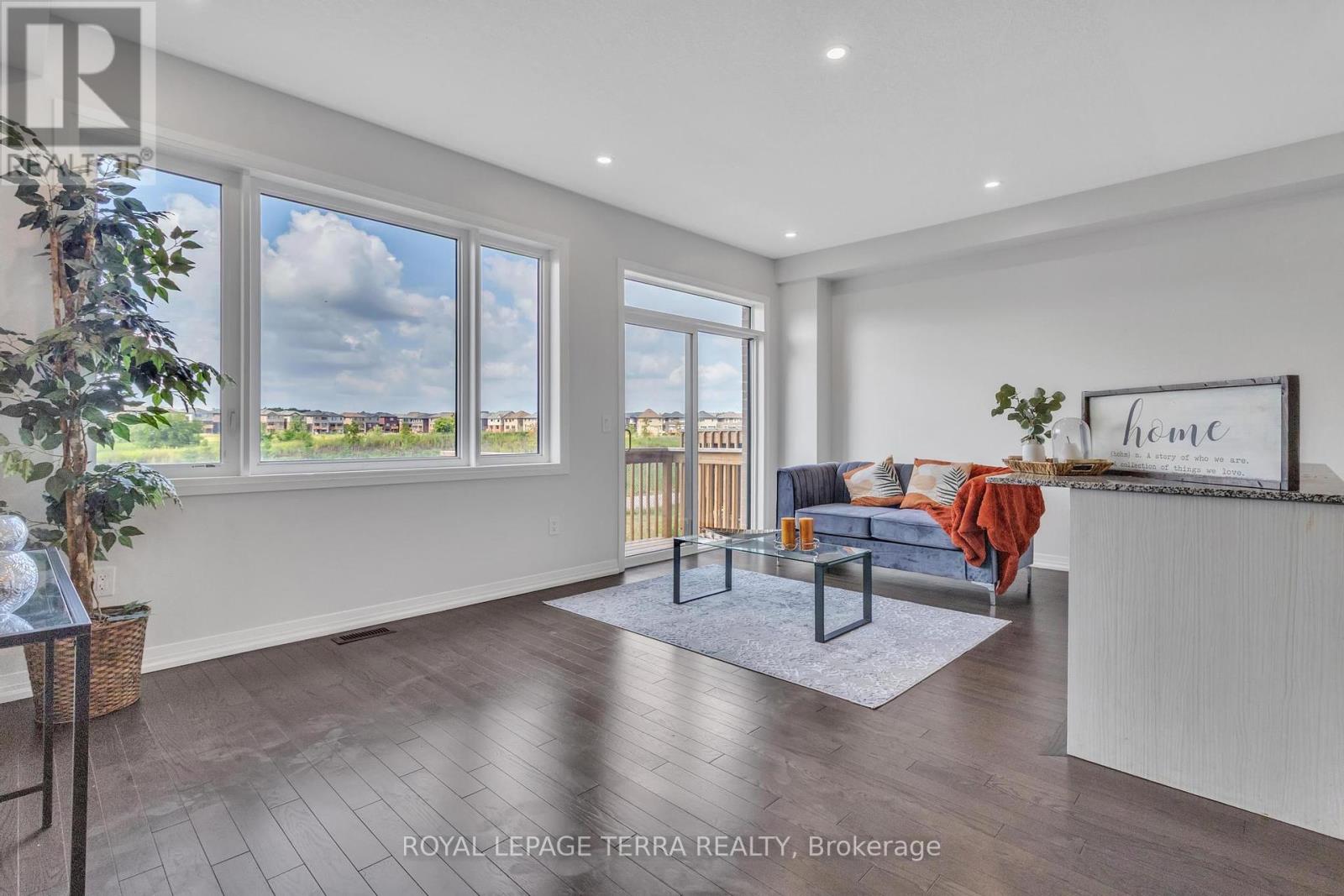352 Bismark Drive, Cambridge, Ontario  N1S 0C6 - Photo 18 - X12427093