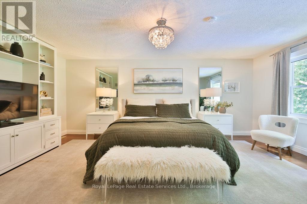 165 Digby Road, Oakville, Ontario  L6J 6A8 - Photo 16 - W12432170