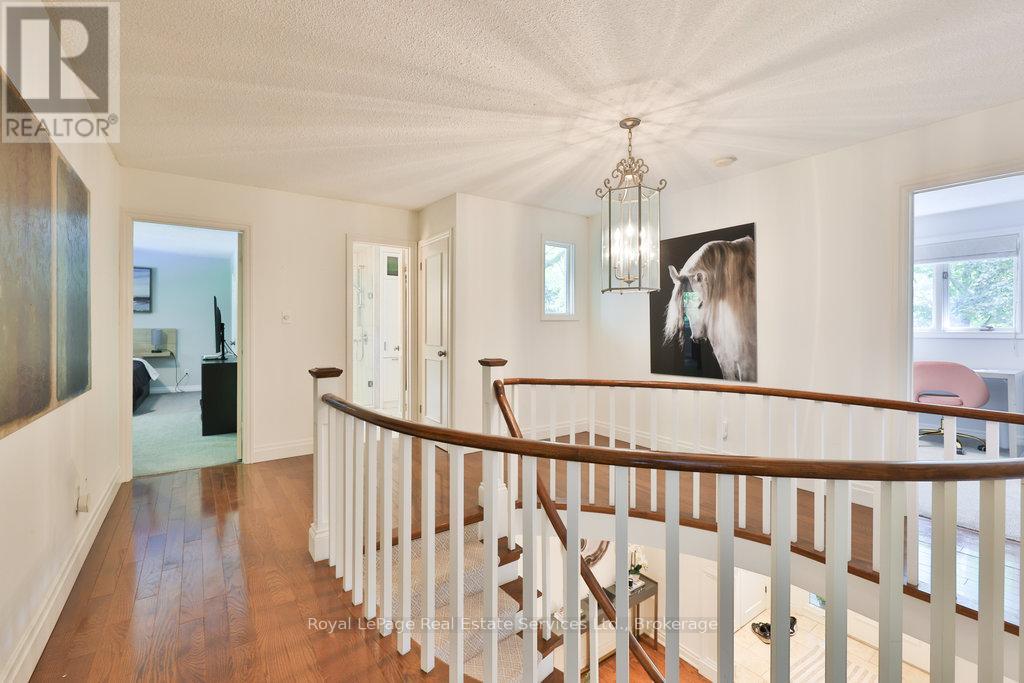 165 Digby Road, Oakville, Ontario  L6J 6A8 - Photo 21 - W12432170