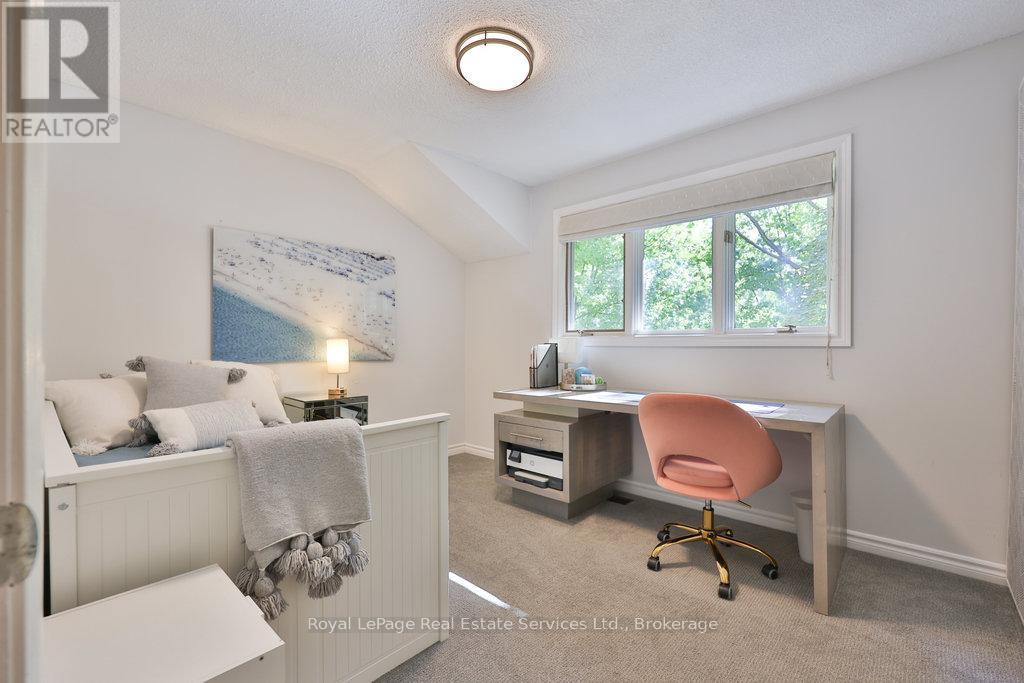 165 Digby Road, Oakville, Ontario  L6J 6A8 - Photo 25 - W12432170