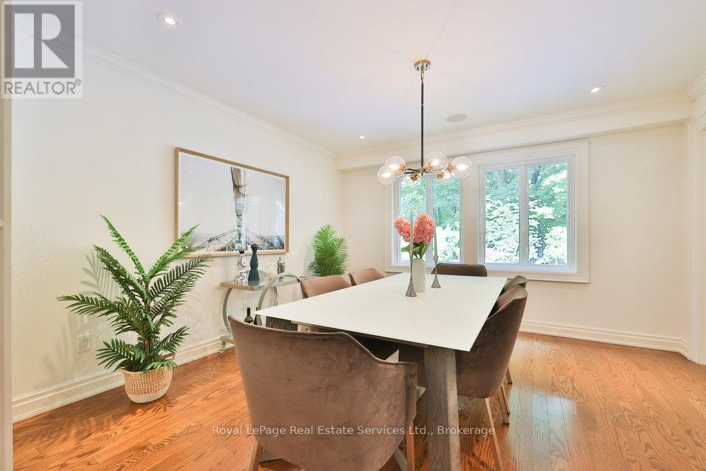165 Digby Road, Oakville, Ontario  L6J 6A8 - Photo 6 - W12432170