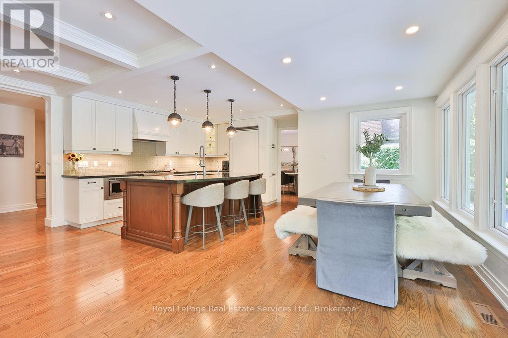 165 Digby Road, Oakville, Ontario  L6J 6A8 - Photo 9 - W12432170