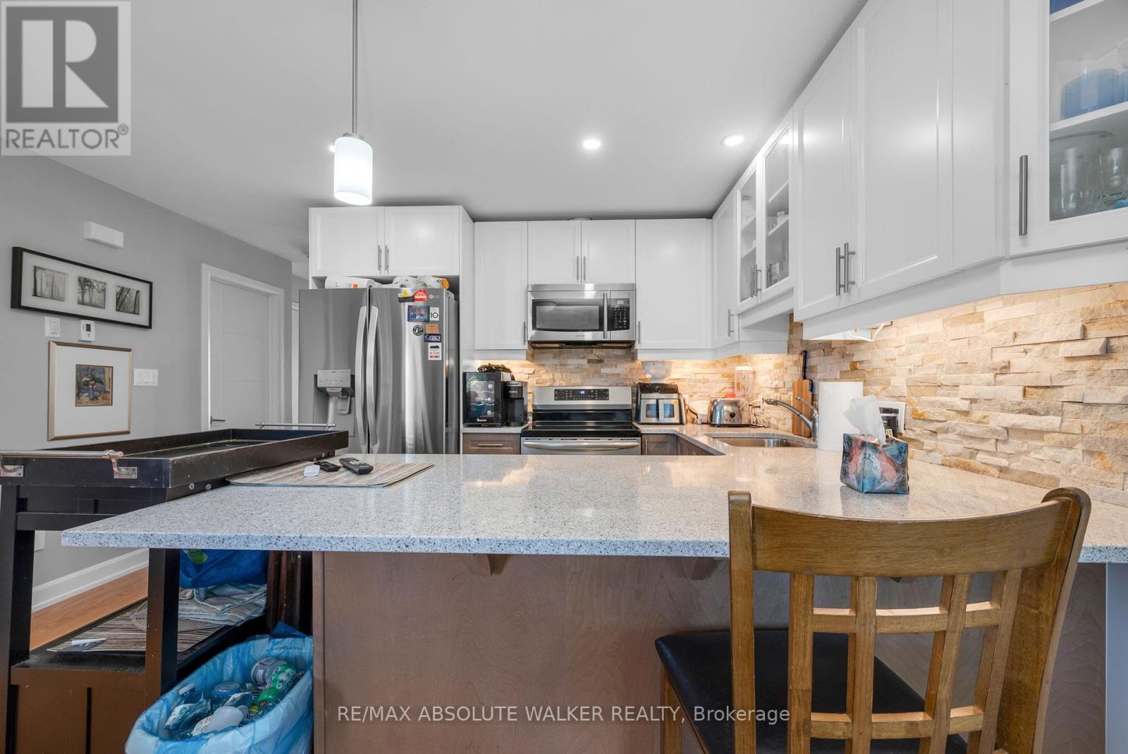102 Sophie Lane, Merrickville-Wolford, Ontario  K0G 1N0 - Photo 5 - X12432107