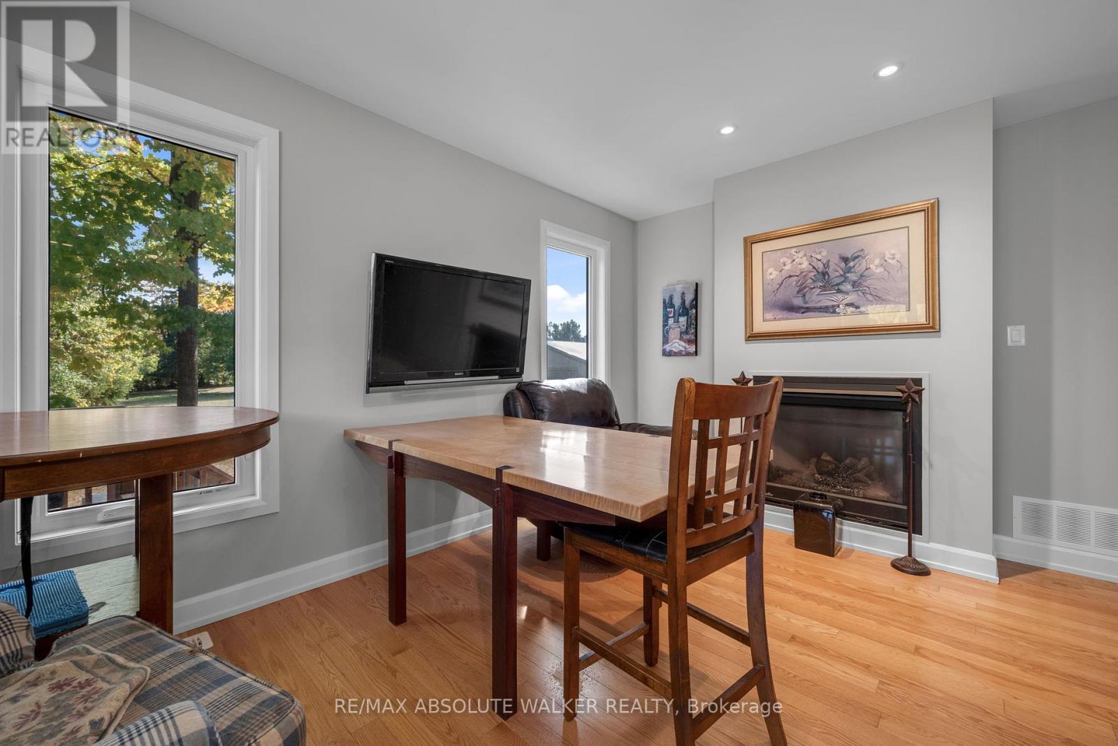 102 Sophie Lane, Merrickville-Wolford, Ontario  K0G 1N0 - Photo 8 - X12432107