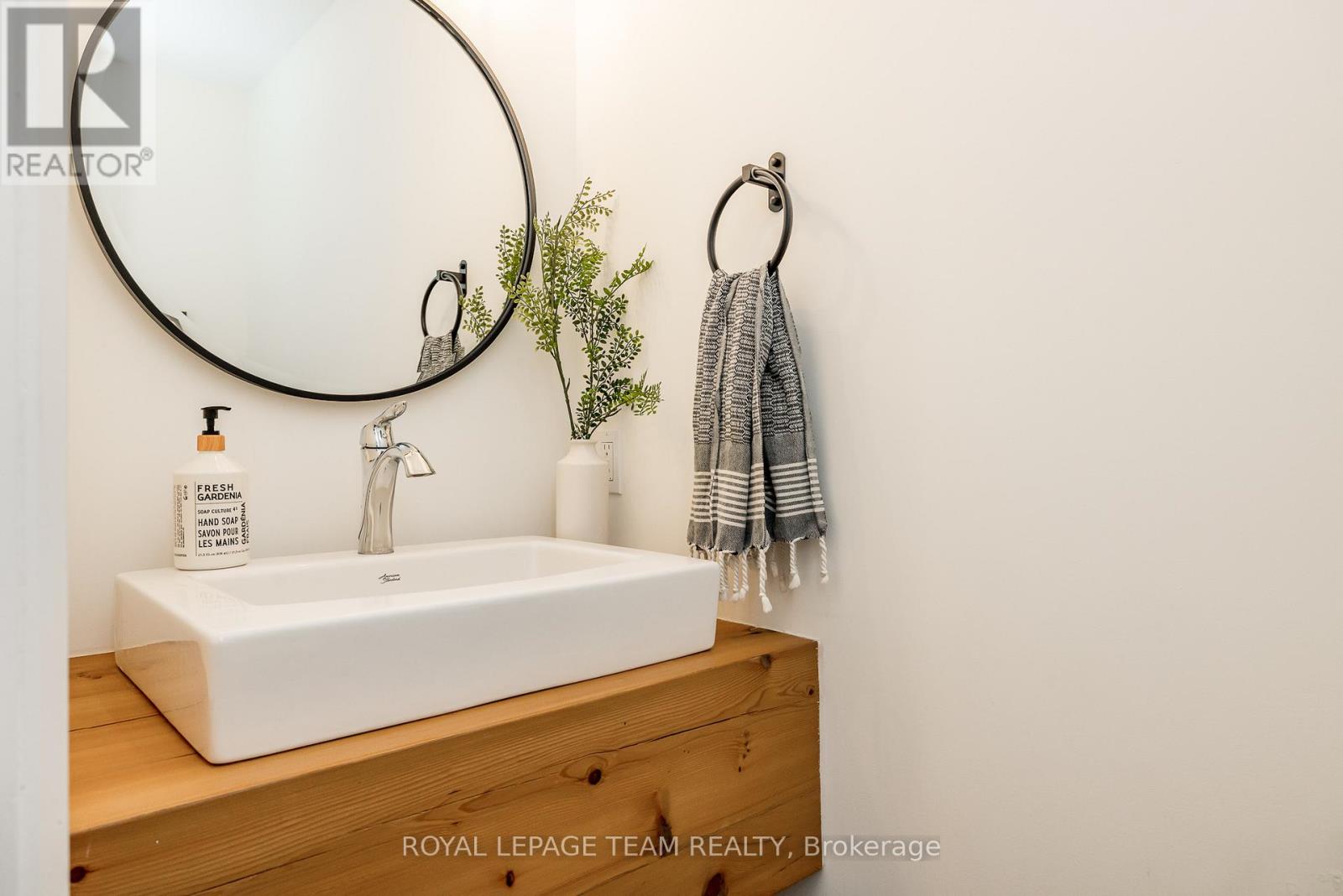 102 Brookberry Crescent, North Grenville, Ontario  K0G 1J0 - Photo 24 - X12432146