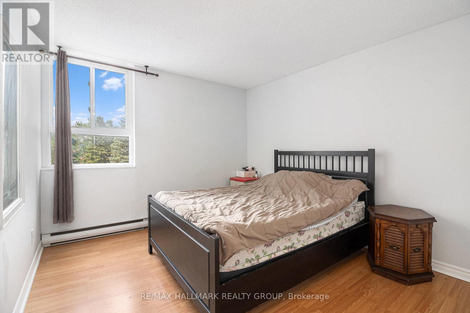 407 - 2020 Jasmine Crescent, Ottawa, Ontario  K1J 8K5 - Photo 10 - X12432179
