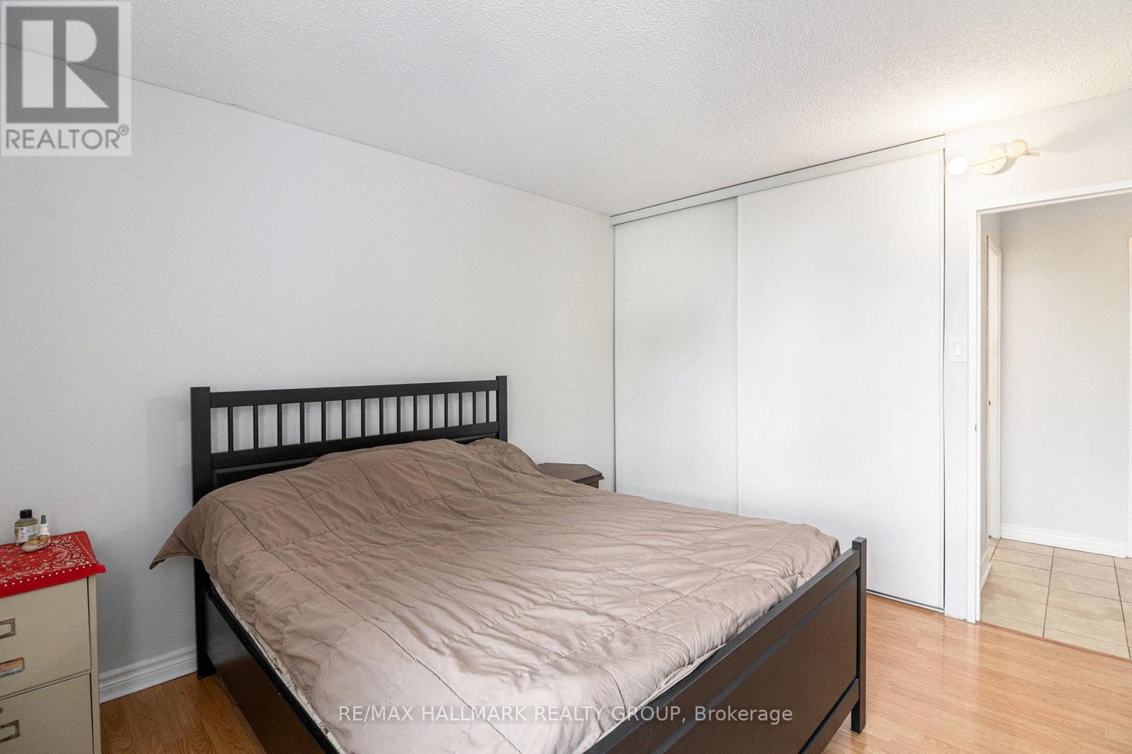 407 - 2020 Jasmine Crescent, Ottawa, Ontario  K1J 8K5 - Photo 11 - X12432179