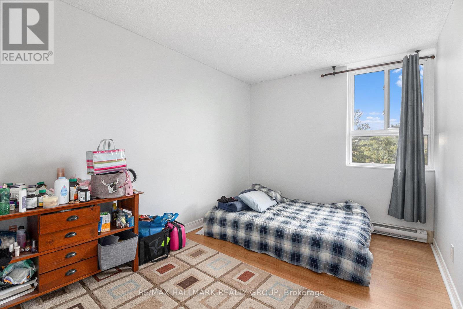 407 - 2020 Jasmine Crescent, Ottawa, Ontario  K1J 8K5 - Photo 12 - X12432179