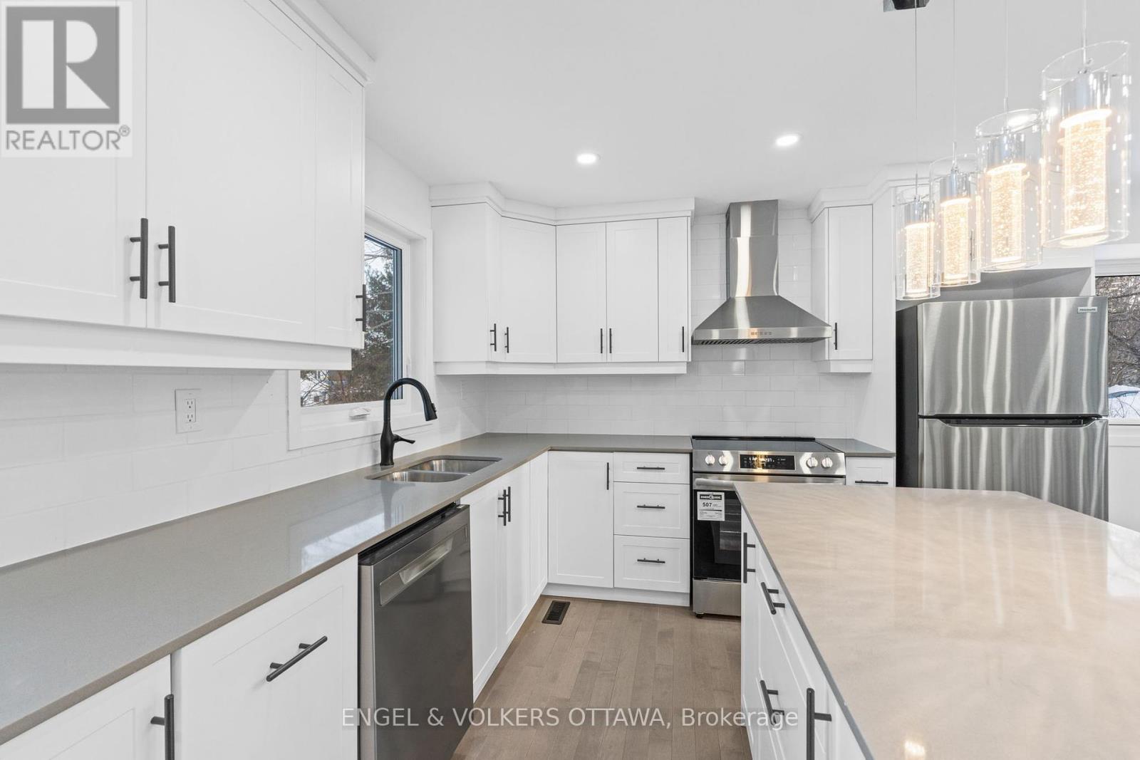 1375 Trebla Way, Ottawa, Ontario  K4P 1E4 - Photo 11 - X12432221
