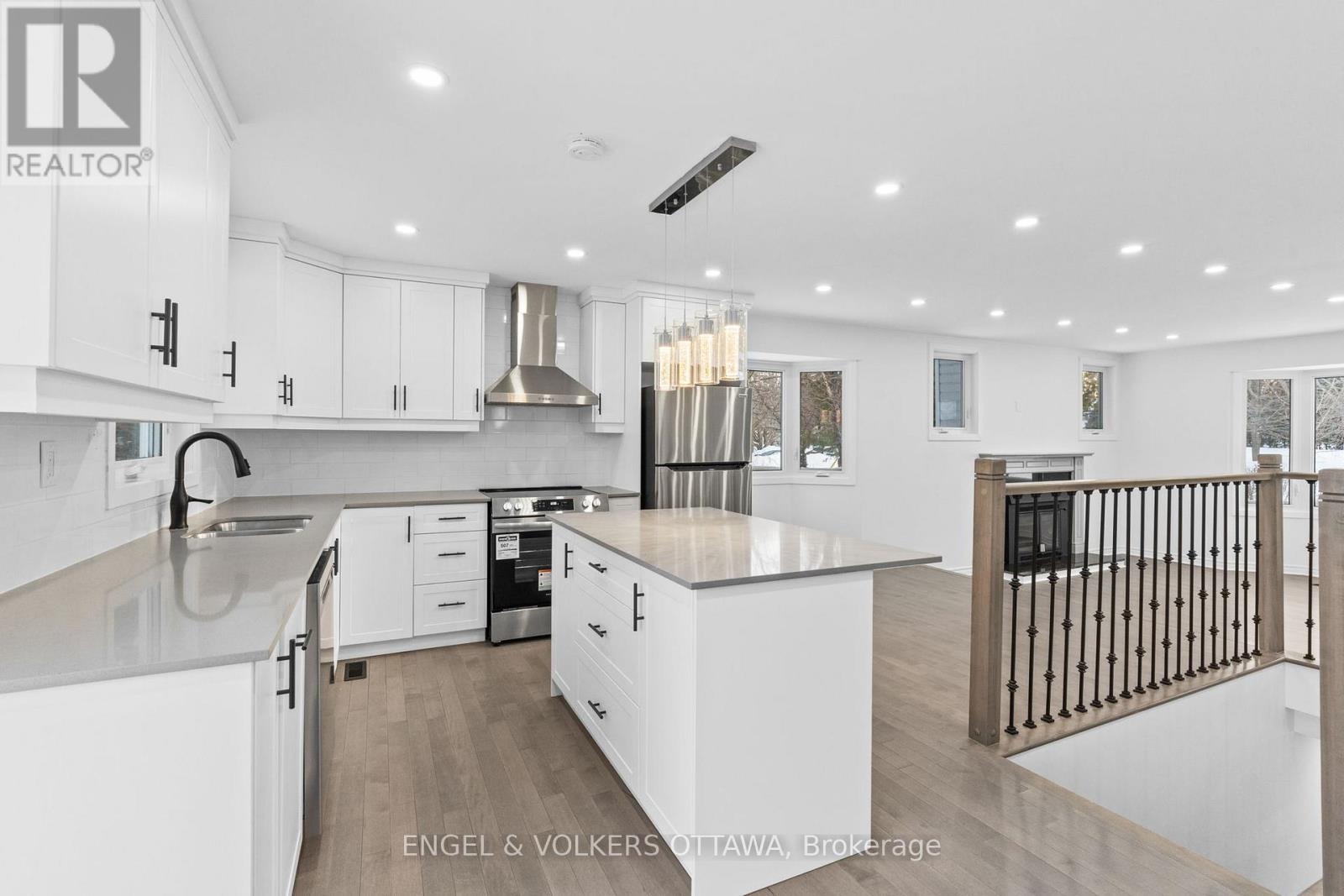 1375 Trebla Way, Ottawa, Ontario  K4P 1E4 - Photo 12 - X12432221