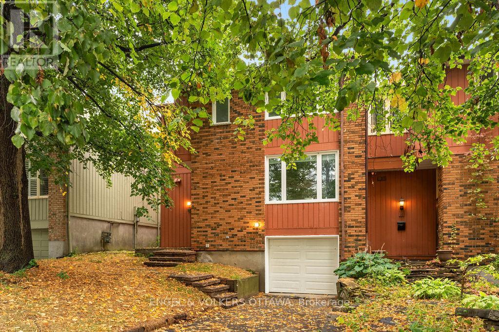 12 BAYSIDE PRIVATE, Ottawa, Ontario