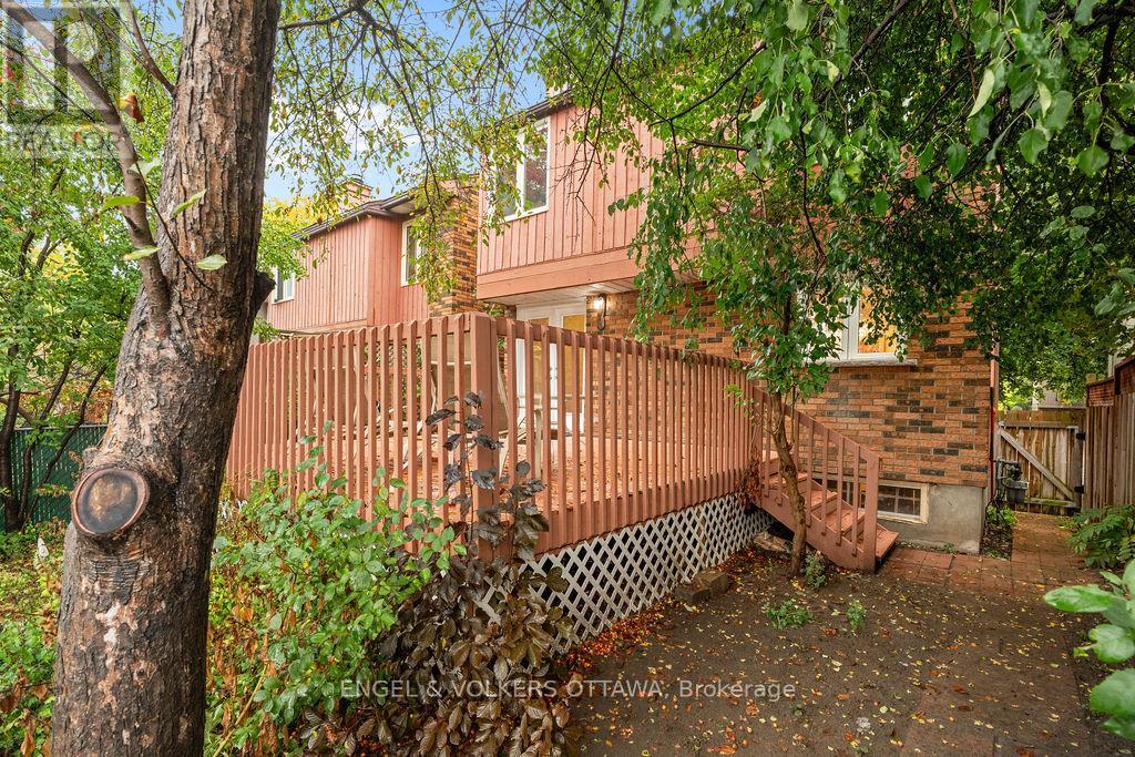 12 Bayside Private, Ottawa, Ontario  K1V 9R3 - Photo 38 - X12432232