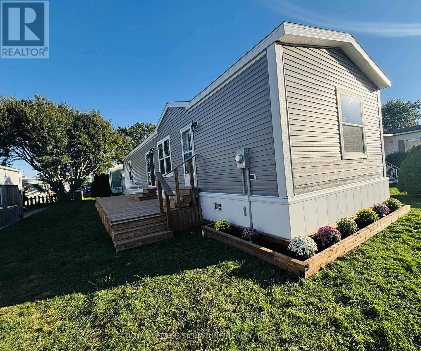 142 Regency Drive, Chatham-Kent, Ontario  N7L 4E4 - Photo 2 - X9015101
