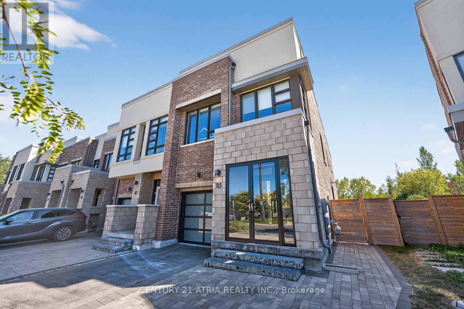 115 Dariole Drive, Richmond Hill, Ontario  L4E 0Y8 - Photo 2 - N12432015